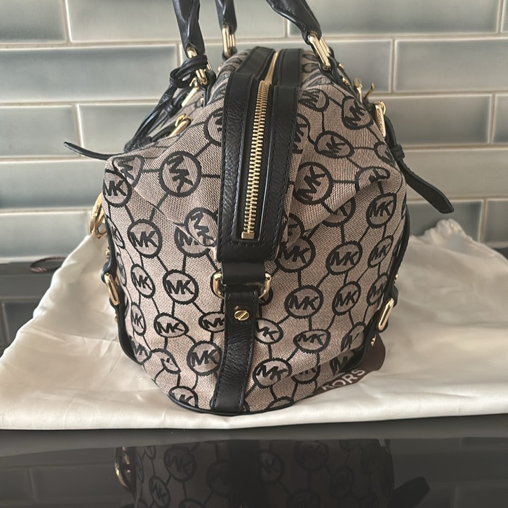 Michael Kors Belford Jacquard Tote Purse EUC - Picture 4 of 11